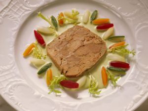 Terrine de lièvre au romarin